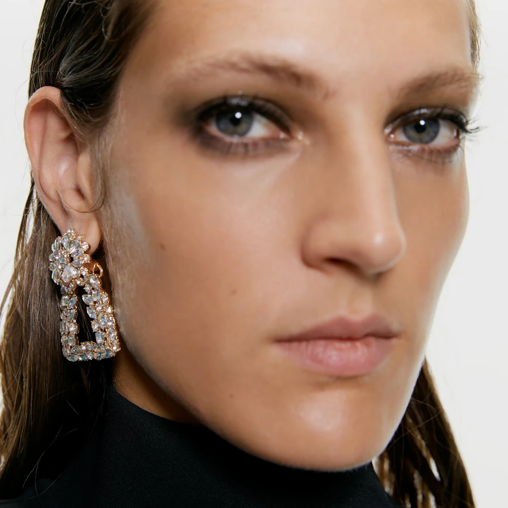 Vodeshanliwen ZA AB Colour Crystal Earrings For Women Fashion Geometric Vintage Dangle Drop Earrings 2019 Wedding Accessory
Vodeshanliwen ZA AB Colour Crystal Earrings For Women Fashion Geometric Vintage Dangle Drop Earrings 2019 Wedding Accessory