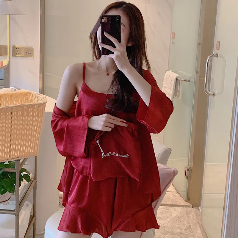 2019 Summer New Style Sexy Women's Four-piece Set Suspender Shorts Swan Silk Set
2019 Summer New Style Sexy Women's Four-piece Set Suspender Shorts Swan Silk Set
