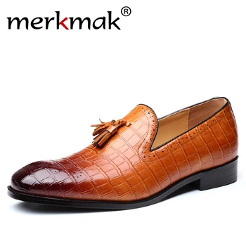 Merkmak Fashion Crocodile Pattern Men Dress Shoes New Tassel Business Formal Shoes Big Size Bullock Footwear for Party Wedding
Merkmak Fashion Crocodile Pattern Men Dress Shoes New Tassel Business Formal Shoes Big Size Bullock Footwear for Party Wedding