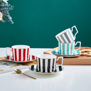 European Luxurious Gilded Ceramics Coffee Cup Saucer Spoon Holder 250ml Set of 6 Milk Tea Cup Set Espresso Cup Drinkware Gift 
European Luxurious Gilded Ceramics Coffee Cup Saucer Spoon Holder 250ml Set of 6 Milk Tea Cup Set Espresso Cup Drinkware Gift