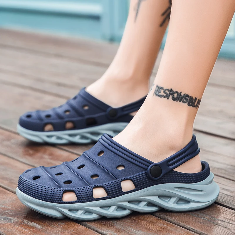 Summer Men's Beach Shoes Slippers Non-slip Two Ways to Wear Men's Sandalias Lightweight Soft Soled Walking Shoes Cozy Slippers
Summer Men's Beach Shoes Slippers Non-slip Two Ways to Wear Men's Sandalias Lightweight Soft Soled Walking Shoes Cozy Slippers