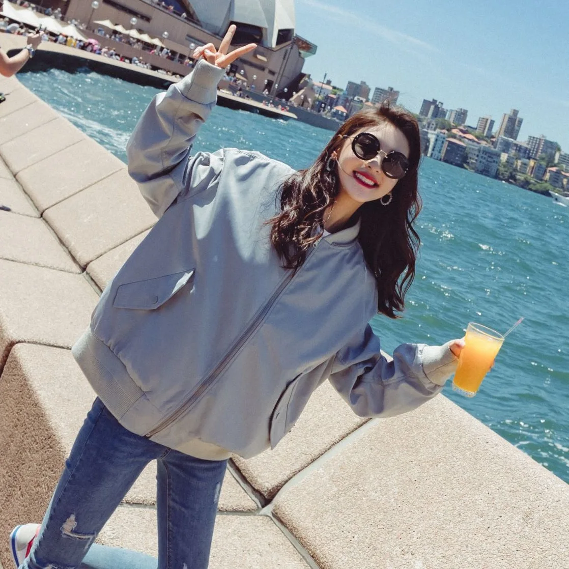 Photo Shoot INS Ronon Reversible Baseball Uniform Women's 2019 Early Spring Pink Hooded Short Loose-Fit BF Jacket
Photo Shoot INS Ronon Reversible Baseball Uniform Women's 2019 Early Spring Pink Hooded Short Loose-Fit BF Jacket