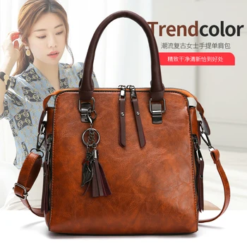 Vintage PU Leather Ladies HandBags Women Messenger Bags Purses Tassel Designer Crossbody Shoulder Bag Boston Hand Bags Hot Sale
Vintage PU Leather Ladies HandBags Women Messenger Bags Purses Tassel Designer Crossbody Shoulder Bag Boston Hand Bags Hot Sale