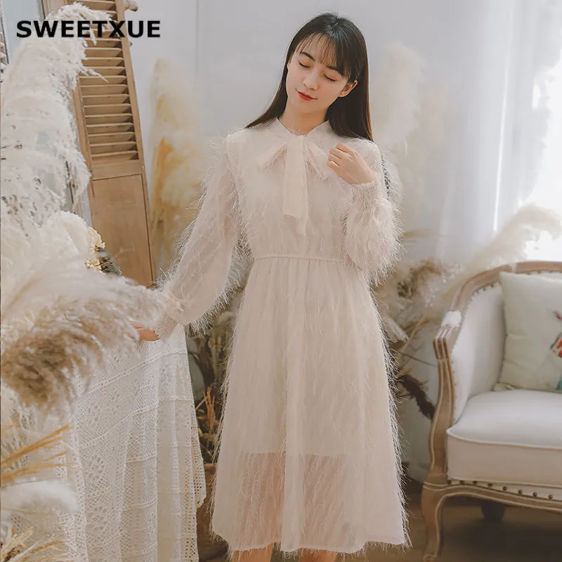 SWEETXUE Autumn New Midi Dress Solid Color Bow Lace-Up Feather Tassel High Waist Long Sleeve Elegant Fashion Fairy Party Dresses
SWEETXUE Autumn New Midi Dress Solid Color Bow Lace-Up Feather Tassel High Waist Long Sleeve Elegant Fashion Fairy Party Dresses
