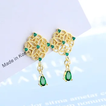 Vintage Female Earrings 925 Sterling Silver Palace Chinese Style Rose Flower Green Zircon Water Drop Tassel Earrings for Women
Vintage Female Earrings 925 Sterling Silver Palace Chinese Style Rose Flower Green Zircon Water Drop Tassel Earrings for Women