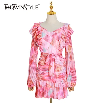 TWOTWINSTYLE Vintage Print Women Dress V Neck Lantern Long Sleve High Waist Lace Up Bow Ruffles Ruched Hit Color Dresses Female
TWOTWINSTYLE Vintage Print Women Dress V Neck Lantern Long Sleve High Waist Lace Up Bow Ruffles Ruched Hit Color Dresses Female
