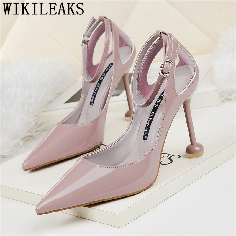 designer shoes women luxury 2019 fetish high heels dress shoes women office shoes women stiletto heels zapatos de vestir mujer
designer shoes women luxury 2019 fetish high heels dress shoes women office shoes women stiletto heels zapatos de vestir mujer