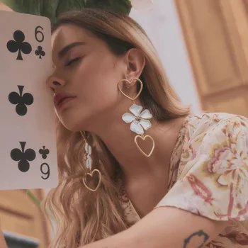 Dvacaman Large White Enamel Flower Statement Earrings Women Gold Color Sweet Heart Long Drop Earrings Crystal Hanging Earrings
Dvacaman Large White Enamel Flower Statement Earrings Women Gold Color Sweet Heart Long Drop Earrings Crystal Hanging Earrings