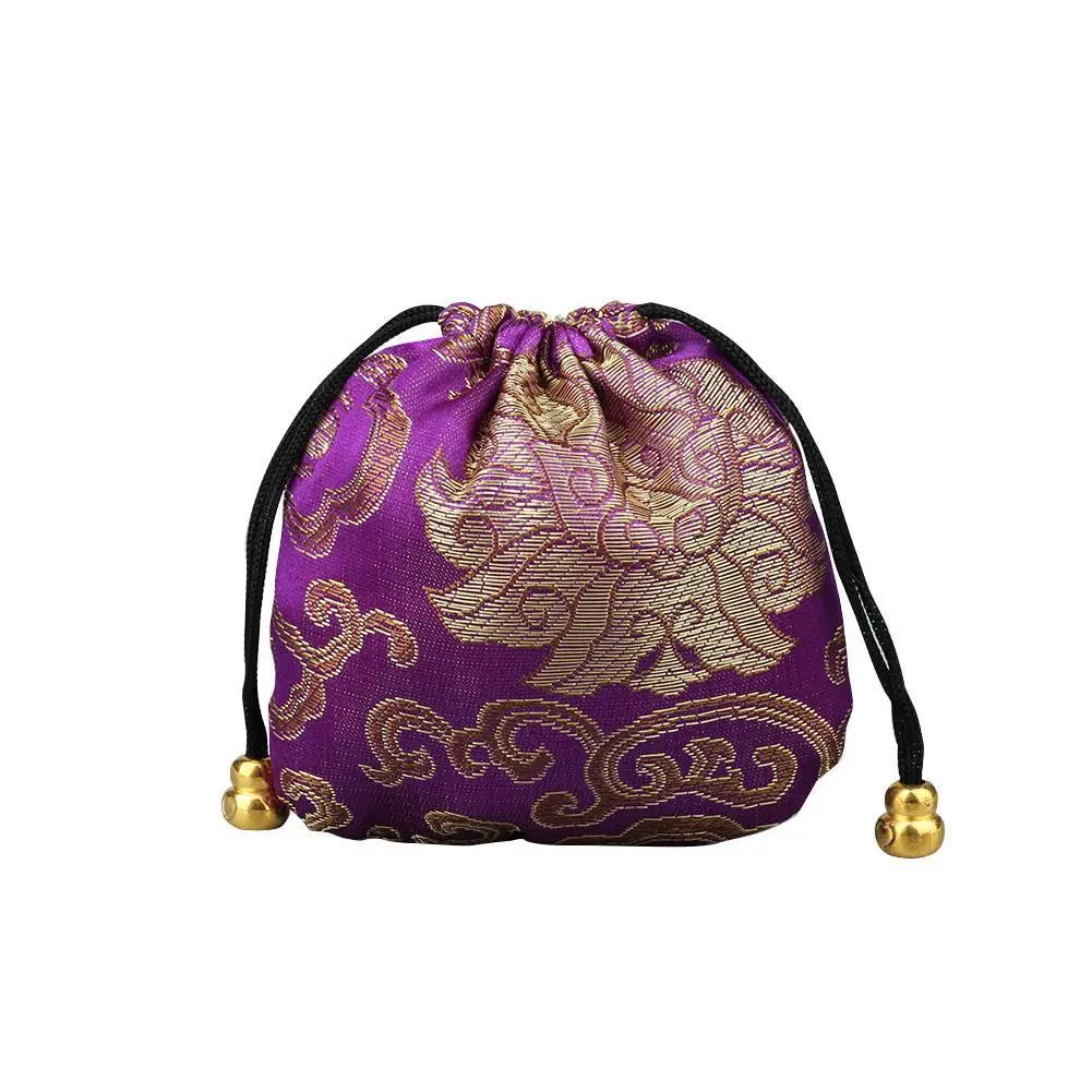 Chinese Wind Auspicious Cloud Brocade Bag Handmade Jewelry Party Storage Reusable Gift Birthday Drawstring Bag R0A1
Chinese Wind Auspicious Cloud Brocade Bag Handmade Jewelry Party Storage Reusable Gift Birthday Drawstring Bag R0A1