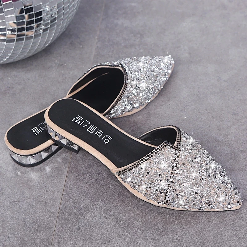 Fashion Crystal Mules Slippers Women Shoes Female Mules Shoes Square Low Heels Elegant Shoes Woman Slipper Casual Shoes
Fashion Crystal Mules Slippers Women Shoes Female Mules Shoes Square Low Heels Elegant Shoes Woman Slipper Casual Shoes