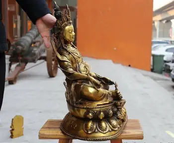 Tibetan Buddhism Copper Bronze Yellow Jambhala Wealth God Mammon Buddha Statue 
Tibetan Buddhism Copper Bronze Yellow Jambhala Wealth God Mammon Buddha Statue