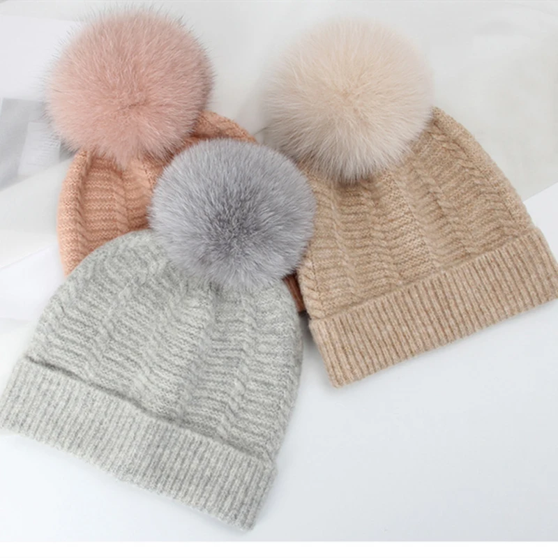 Women Hat Winter Wool Fox Fur Pompon Beanie Warm Knit Skiing Outdoor Accessory Girl Teenagers Adult
Women Hat Winter Wool Fox Fur Pompon Beanie Warm Knit Skiing Outdoor Accessory Girl Teenagers Adult