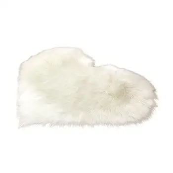 Rug Carpets For Living Room Faux Wool Heart Carpet White Home Soft Fluffy Faux Rug Cushion Area Decoration Floor Pad Fur Mat Mat
Rug Carpets For Living Room Faux Wool Heart Carpet White Home Soft Fluffy Faux Rug Cushion Area Decoration Floor Pad Fur Mat Mat