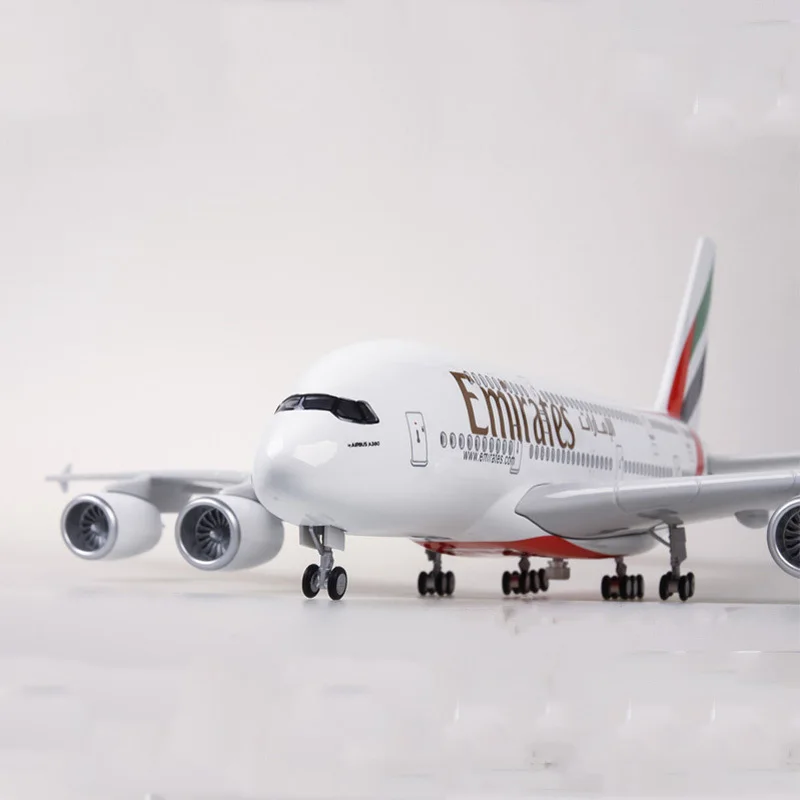 1/160 Scale Airplane Model Airbus EMIRATES A380 Airline Aircraft Model with Light Wheel Diecast Resin Plane Collection Toys Gift
1/160 Scale Airplane Model Airbus EMIRATES A380 Airline Aircraft Model with Light Wheel Diecast Resin Plane Collection Toys Gift