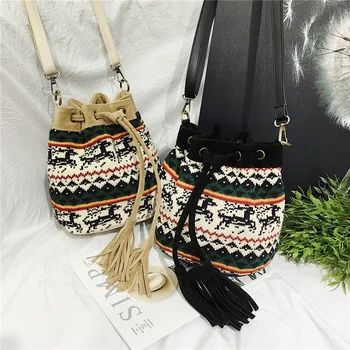National Style Tassel Shoulder Bucket Bags Women Panelled Woven Bag Drawstring Crossbody Handbag Ladies Purses Shoulder Tote Bag
National Style Tassel Shoulder Bucket Bags Women Panelled Woven Bag Drawstring Crossbody Handbag Ladies Purses Shoulder Tote Bag