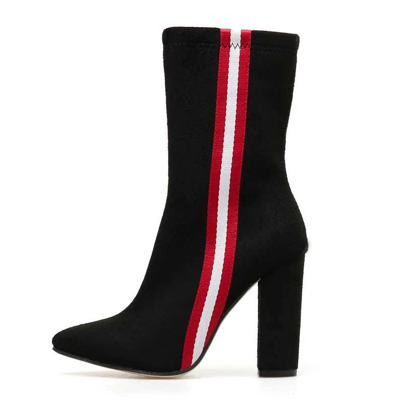 2019 Plus Size Women 11cm High Heels Fetish Boots Thick Block Heels Ankle Boots Prom Fall Zip Chunky Suede Luxury Elegant Shoes
2019 Plus Size Women 11cm High Heels Fetish Boots Thick Block Heels Ankle Boots Prom Fall Zip Chunky Suede Luxury Elegant Shoes