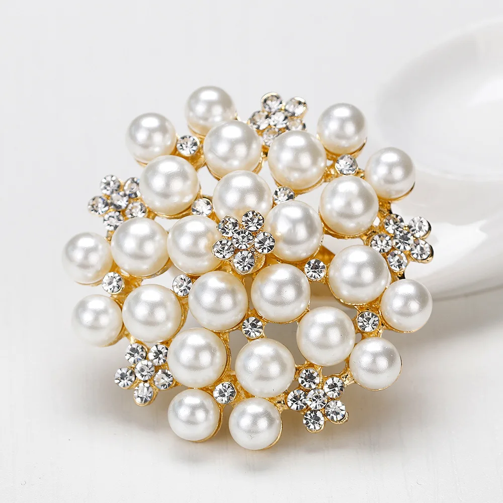 Elegant Pearl Flower Brooch Pins Rhinestone Crystal Brooches Pins for Women Wedding Bridal Party Dress Jewelry Accessories AD005 
Elegant Pearl Flower Brooch Pins Rhinestone Crystal Brooches Pins for Women Wedding Bridal Party Dress Jewelry Accessories AD005