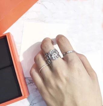 Pure 925 Sterling Silver Jewelry For Women Men Letter Round Lock Rings Silver Ring France Quality Steampunk Style
Pure 925 Sterling Silver Jewelry For Women Men Letter Round Lock Rings Silver Ring France Quality Steampunk Style