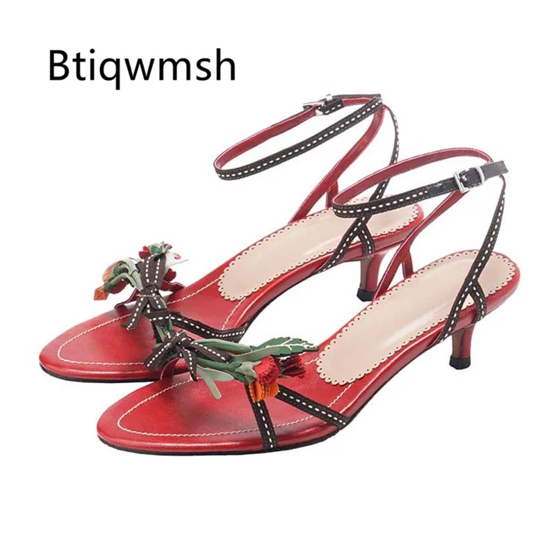 2019 Chic Design Gladiator Sandals Women Open Toe Flowers Red Real Leather Ankle Strap Low Heel Shoes Woman Fashion Party Shoes
2019 Chic Design Gladiator Sandals Women Open Toe Flowers Red Real Leather Ankle Strap Low Heel Shoes Woman Fashion Party Shoes
