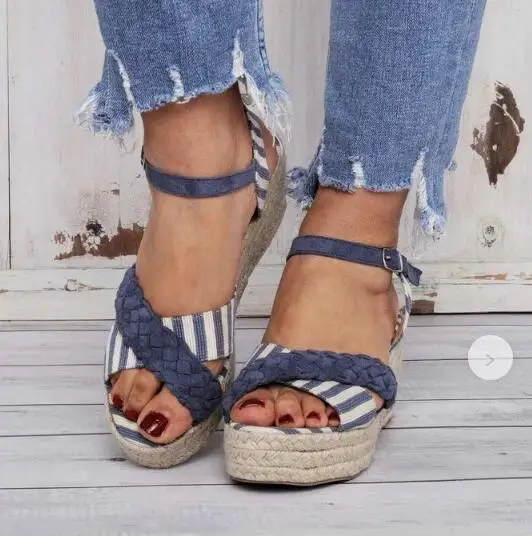 2020-Foreign Trade Amazon Separate Station Straight Line Buckle Slanted Heel Peep-Toe Sandals Suede High-heeled Shoes PU
2020-Foreign Trade Amazon Separate Station Straight Line Buckle Slanted Heel Peep-Toe Sandals Suede High-heeled Shoes PU