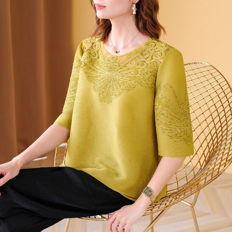 Woman Tshirts Plus Size Autumn 2020 Fashion Loose Miyake Pleated Beading Round Neck Three Quarter Sleeve Tops For Women 45-75kg
Woman Tshirts Plus Size Autumn 2020 Fashion Loose Miyake Pleated Beading Round Neck Three Quarter Sleeve Tops For Women 45-75kg