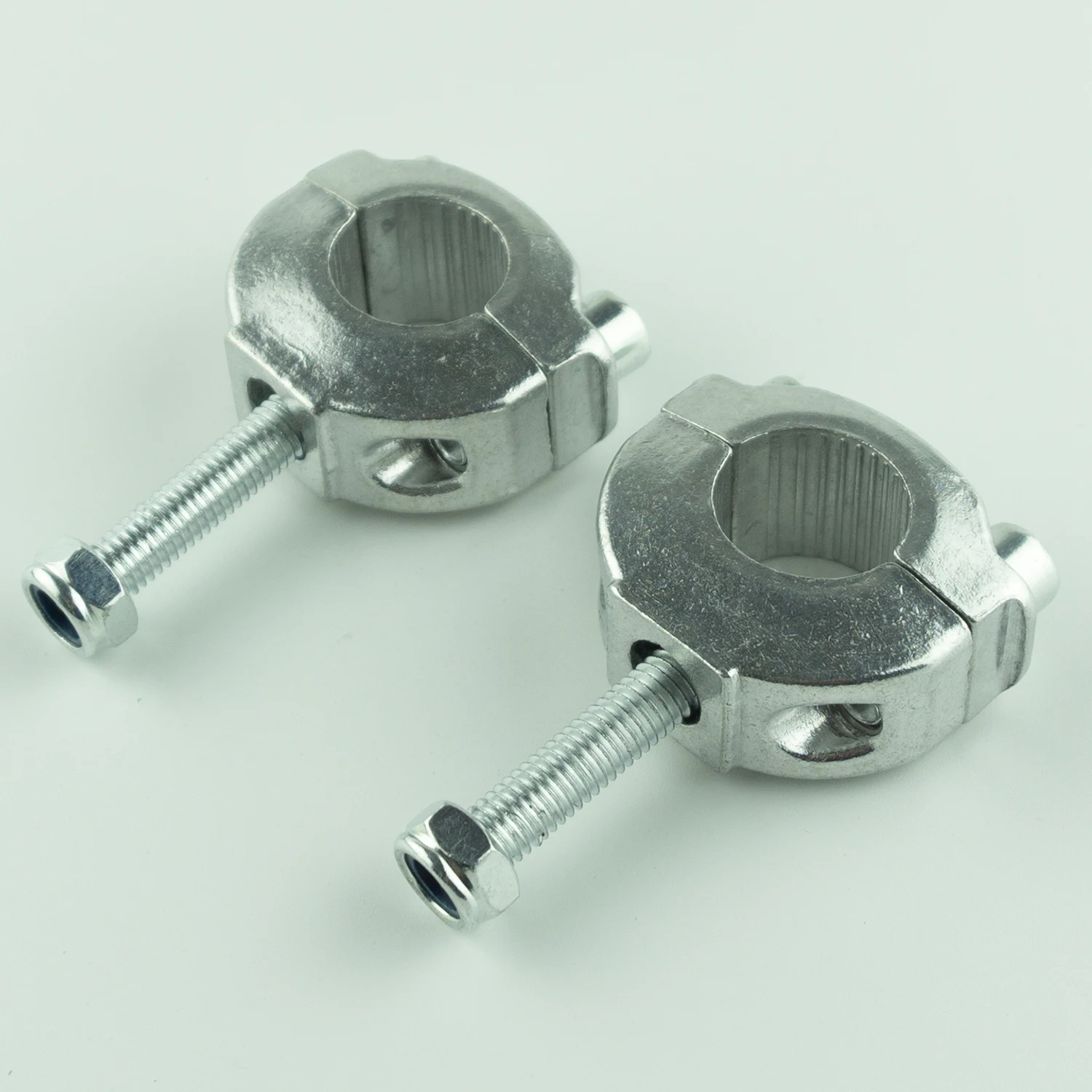 7/8'' 22mm Handlebar Bar Risers Mount Bracket Clamp Taper For 2 Stroke 47cc 49cc Mini Moto Dirt Bike Motorcycle 
7/8'' 22mm Handlebar Bar Risers Mount Bracket Clamp Taper For 2 Stroke 47cc 49cc Mini Moto Dirt Bike Motorcycle