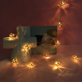 1.5M 10 LED Christmas Retro Geometry Stars Shape Pendant Decoration String Lights For Wedding Xmas Party Outdoor Indoor Ornament
1.5M 10 LED Christmas Retro Geometry Stars Shape Pendant Decoration String Lights For Wedding Xmas Party Outdoor Indoor Ornament