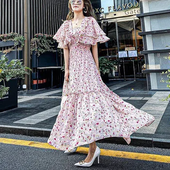 Runway Bohemian Retro Print Flowers Hollow Embroidery Sexy V-Neck Ruffled Elegant Temperament Slim Dress Spring And Summer New
Runway Bohemian Retro Print Flowers Hollow Embroidery Sexy V-Neck Ruffled Elegant Temperament Slim Dress Spring And Summer New