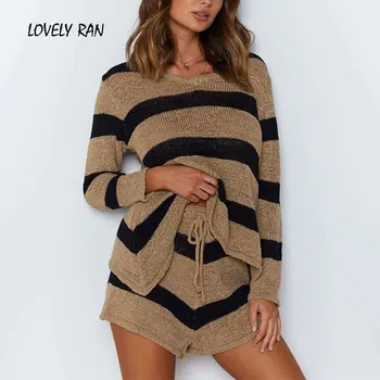 Knitted Striped Women's 2 Pieces Suit 2020 Autumn Warm Home Clothes Set Female V-neck Long Sleeve Pullovers Shorts Suits Women
Knitted Striped Women's 2 Pieces Suit 2020 Autumn Warm Home Clothes Set Female V-neck Long Sleeve Pullovers Shorts Suits Women