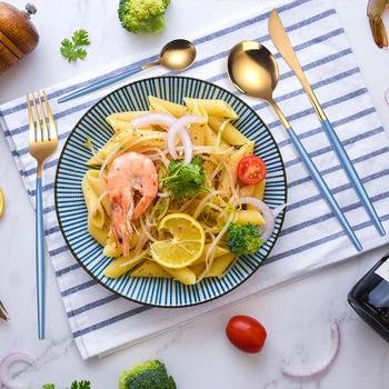 4pc Gold Dinnerware Set Stainless Steel Tableware Set Knife Fork Spoon Cutlery Set Gift Box Flatware Kitchen Gadget Wedding Gift
4pc Gold Dinnerware Set Stainless Steel Tableware Set Knife Fork Spoon Cutlery Set Gift Box Flatware Kitchen Gadget Wedding Gift
