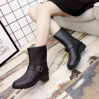 Women Boots Brand Design Boots Rain Boot Shoes Woman Solid Rubber Waterproof Flats Fashion Shoes 2019 New
Women Boots Brand Design Boots Rain Boot Shoes Woman Solid Rubber Waterproof Flats Fashion Shoes 2019 New