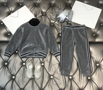 2020 high end children's wear Children's sweater + trousers two piece suit Foreign style velvet suit Fashion pants
2020 high end children's wear Children's sweater + trousers two piece suit Foreign style velvet suit Fashion pants