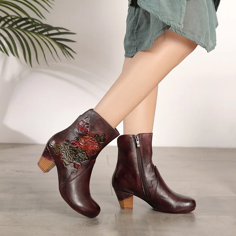019 new leather embossed mid-top boots high-heeled round-head comfortable retro boots