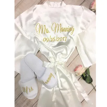 personalised initial satin Bride robe custom Bridesmaid sleepwear gold brithday Party dress robe,sister of the groom kimono robe
personalised initial satin Bride robe custom Bridesmaid sleepwear gold brithday Party dress robe,sister of the groom kimono robe