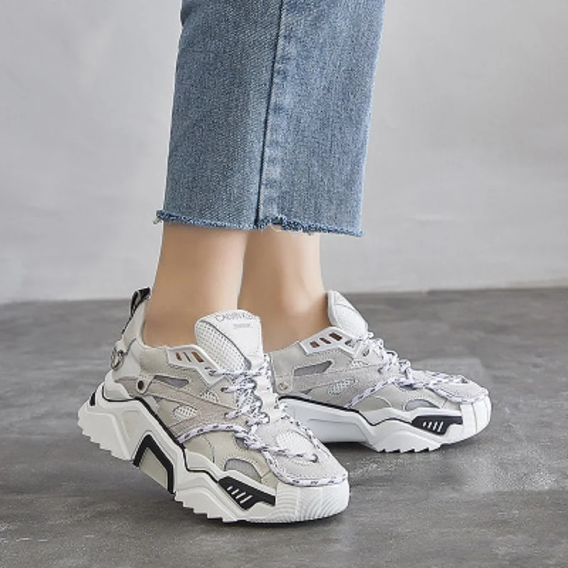 Single shoes female 2019 new leather Korean version of the wild ins thick-soled net red old shoes women breathable leisure
Single shoes female 2019 new leather Korean version of the wild ins thick-soled net red old shoes women breathable leisure