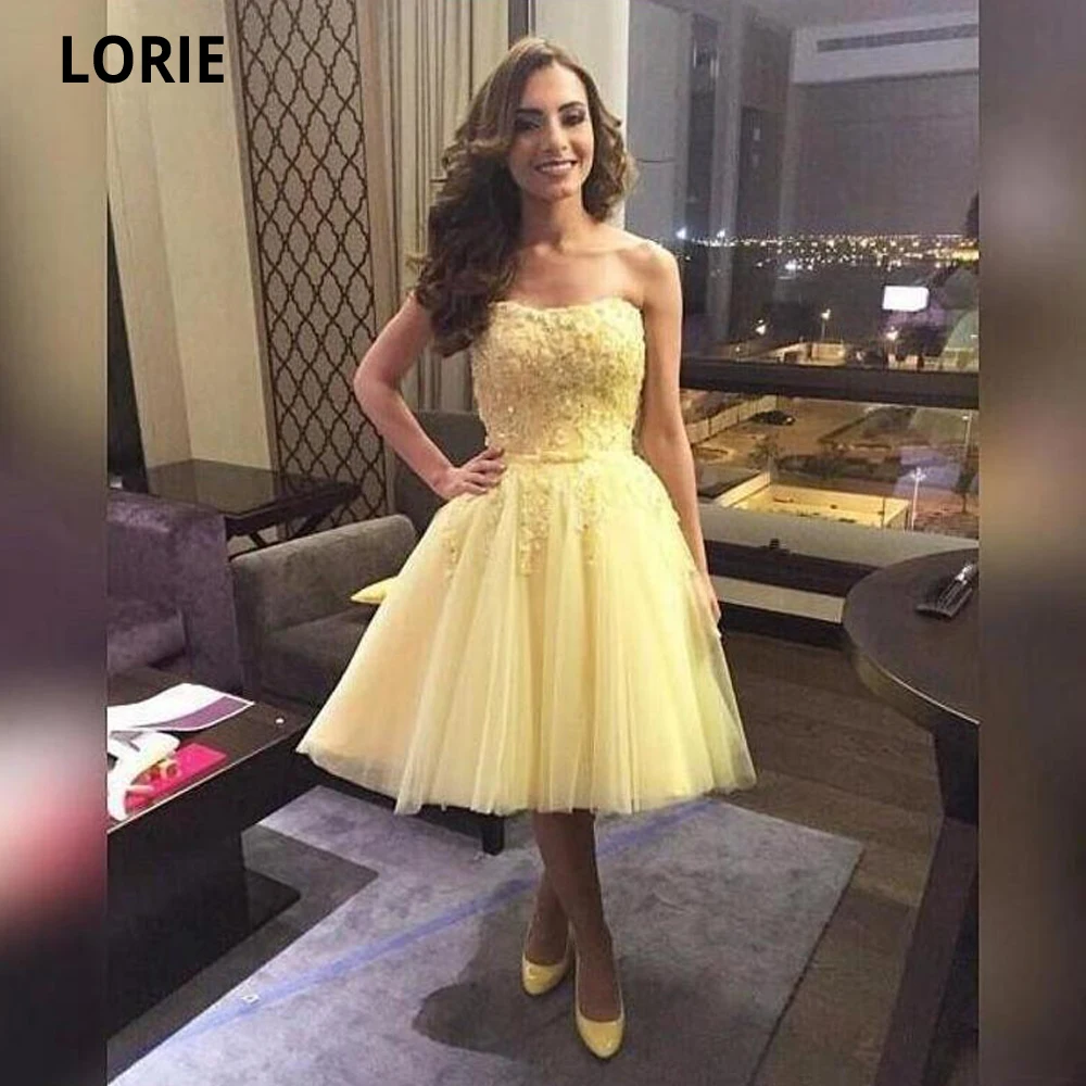 LORIE 2021 Lace Appliques Beading Short Homecoming Dresses Yellow Sleeveless Sweetheart Tulle Cocktail Dress Formal Prom Gowns
LORIE 2021 Lace Appliques Beading Short Homecoming Dresses Yellow Sleeveless Sweetheart Tulle Cocktail Dress Formal Prom Gowns