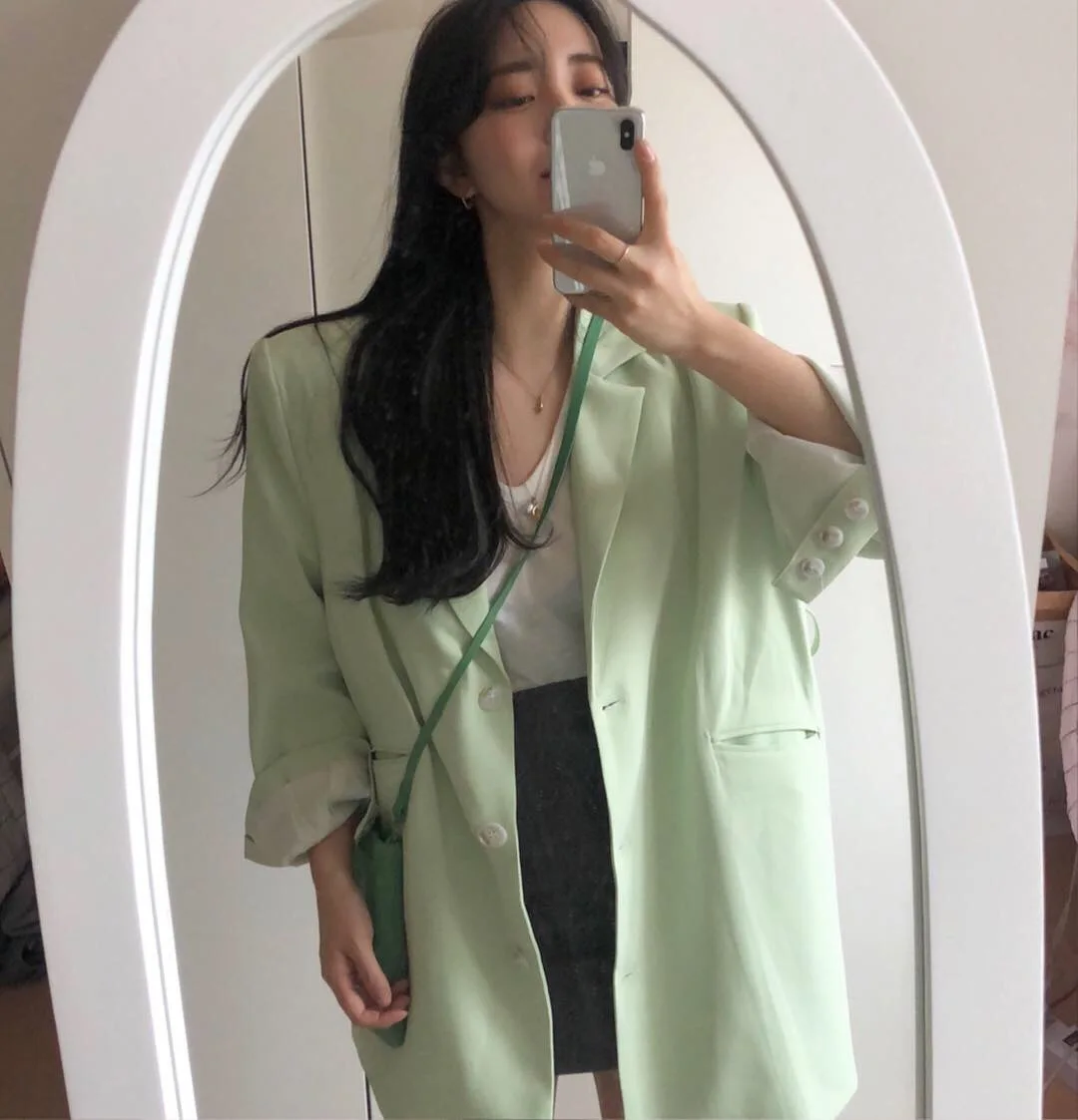 Figure Photo 2019 Korean-style Spring And Summer New Style Retro Capable Handsome Lace-up Loose-Fit Explicit Skin Thin Suit Coat
Figure Photo 2019 Korean-style Spring And Summer New Style Retro Capable Handsome Lace-up Loose-Fit Explicit Skin Thin Suit Coat