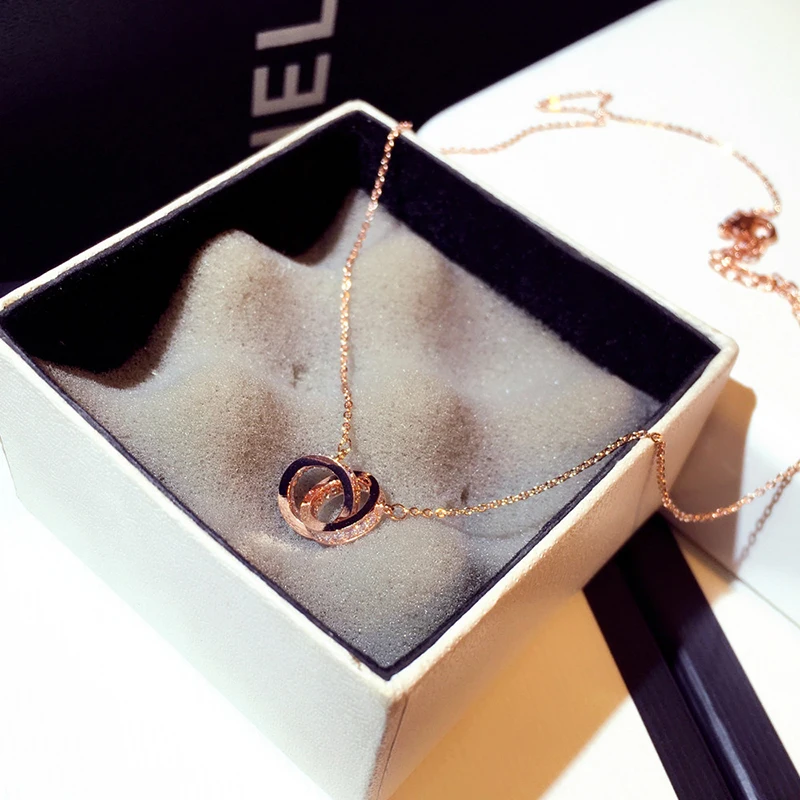 Copper Plated Real Gold Exquisite Buckle Circle Necklace for Women AAA Bling Zirconia Round Clavicle Chain Jewelry Accessories
Copper Plated Real Gold Exquisite Buckle Circle Necklace for Women AAA Bling Zirconia Round Clavicle Chain Jewelry Accessories