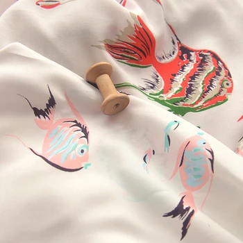 Quality silk wadding fabric Tropical fish tissu dress long pants bedding fabrics 
Quality silk wadding fabric Tropical fish tissu dress long pants bedding fabrics
