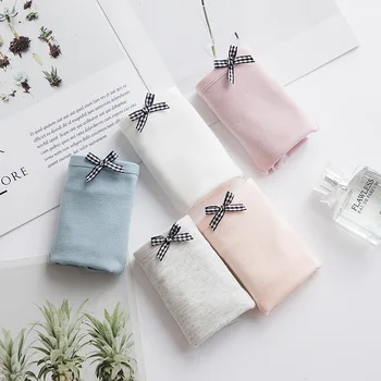 Summer Solid color Breathable Panties Women's Cotton Briefs Stretching thin Underpants M-XXL
Summer Solid color Breathable Panties Women's Cotton Briefs Stretching thin Underpants M-XXL