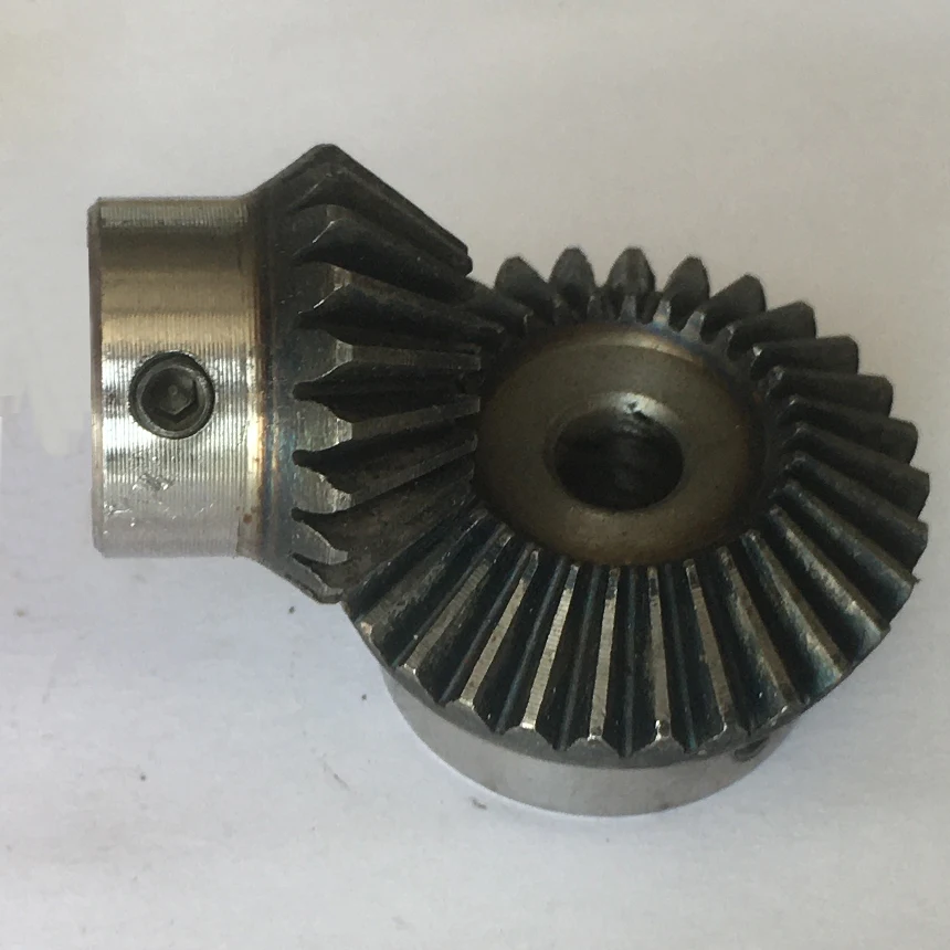 20:160 15:120 Teeth 1:8 Transmission Ratio 0.8 1.25 Module 0.8M 1.25M 90 Degree Steel Tapered Wheel Pinion Pilot Bore Bevel Gear
20:160 15:120 Teeth 1:8 Transmission Ratio 0.8 1.25 Module 0.8M 1.25M 90 Degree Steel Tapered Wheel Pinion Pilot Bore Bevel Gear