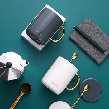 Simple Nordic Coffee Mug Creative Ceramic Spoon with Lid High Quality Handmade Gold Espresso Mug Caneca Drinkware Kitchen DB60MK
Simple Nordic Coffee Mug Creative Ceramic Spoon with Lid High Quality Handmade Gold Espresso Mug Caneca Drinkware Kitchen DB60MK
