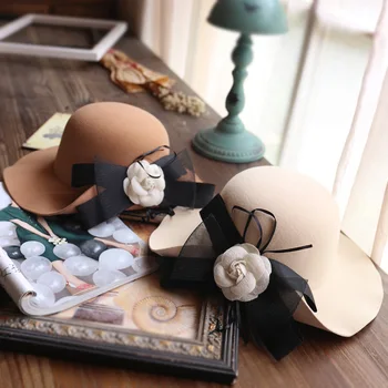 fragrant cashmere basin hat with side curling Camellia bow elegant hat dome with all kinds of autumn and winter hats
fragrant cashmere basin hat with side curling Camellia bow elegant hat dome with all kinds of autumn and winter hats