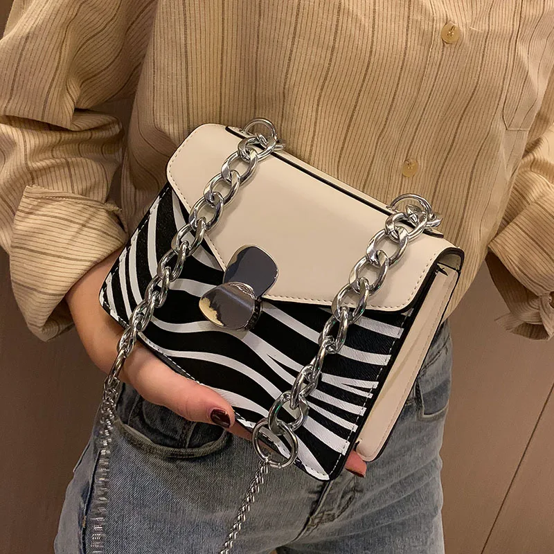 Zebra Pattern Chain Crossbody Bags For Women 2019 Small Quality Messenger Shoulder Bag Female Travel Phone Purses and Handbags
Zebra Pattern Chain Crossbody Bags For Women 2019 Small Quality Messenger Shoulder Bag Female Travel Phone Purses and Handbags