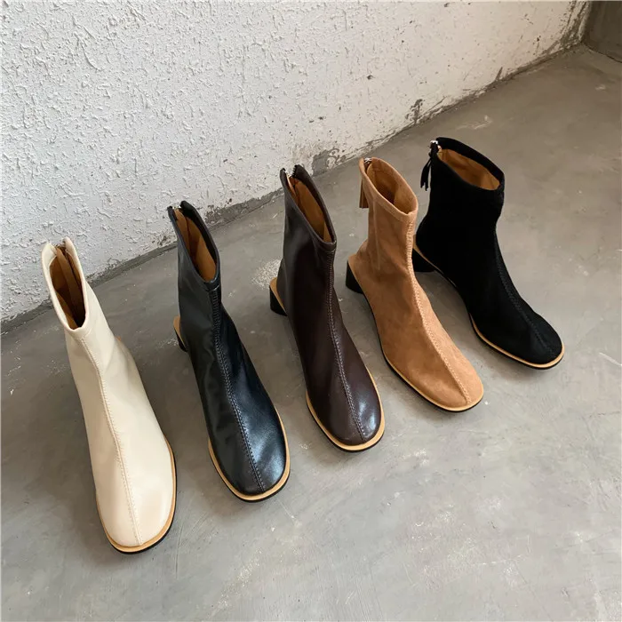 Back Zip Shoes Bootee Woman 2019 Zipper Med Heel Boots Luxury Designer Winter Women Fashion Autumn Chunky Rubber Ankle Hoof
Back Zip Shoes Bootee Woman 2019 Zipper Med Heel Boots Luxury Designer Winter Women Fashion Autumn Chunky Rubber Ankle Hoof