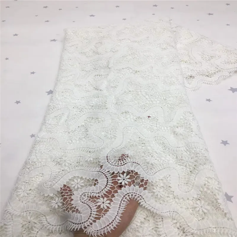 High Quality 2021 Hot Sale African Lace Fabric For Wedding Embroidered White France mesh Lace Milk Fiber Fabric
High Quality 2021 Hot Sale African Lace Fabric For Wedding Embroidered White France mesh Lace Milk Fiber Fabric