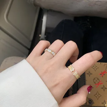 DI-214 Korean Luxury Delicate AAA Cubic Zirconia Gold Rings for Woman Bride Engagement Ring Party Jewelry Gift Jewelry
DI-214 Korean Luxury Delicate AAA Cubic Zirconia Gold Rings for Woman Bride Engagement Ring Party Jewelry Gift Jewelry
