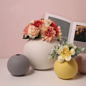 ROUND VASE HOME DECORATION ORNAMENTS CERAMIC VASE TABLE DECORATION ACCESSORIES FLOWER WEDDING MODERN EUROPEAN STYLE WHITE
ROUND VASE HOME DECORATION ORNAMENTS CERAMIC VASE TABLE DECORATION ACCESSORIES FLOWER WEDDING MODERN EUROPEAN STYLE WHITE