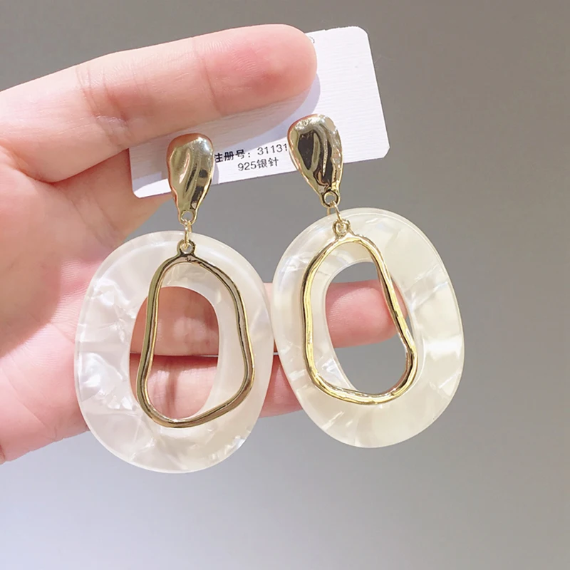 2018 Simple 925 Sterling Silver Hollow Acrylic Resin Oval Shell Geometric Drop Earrings for Women Girls Statement Charm Jewelry
2018 Simple 925 Sterling Silver Hollow Acrylic Resin Oval Shell Geometric Drop Earrings for Women Girls Statement Charm Jewelry