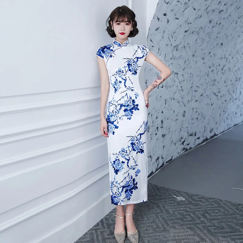 Plus Size S-4XL Traditional Chinese Dresses Cheongsam Classical Flowering Long Dress Sexy Split Tang Costume Lady Banquet Qipao
Plus Size S-4XL Traditional Chinese Dresses Cheongsam Classical Flowering Long Dress Sexy Split Tang Costume Lady Banquet Qipao